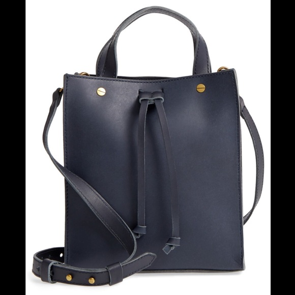 Madewell Handbags - NWT Madewell Small Trick Autumn Navy Leather Tote